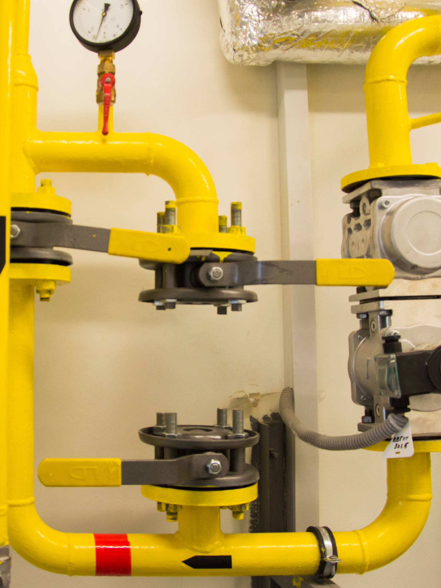 emergency gas engineer Huddersfield, HD1-HD9